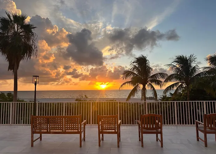 Luxury Ocean Front Condo On Millionaires Row